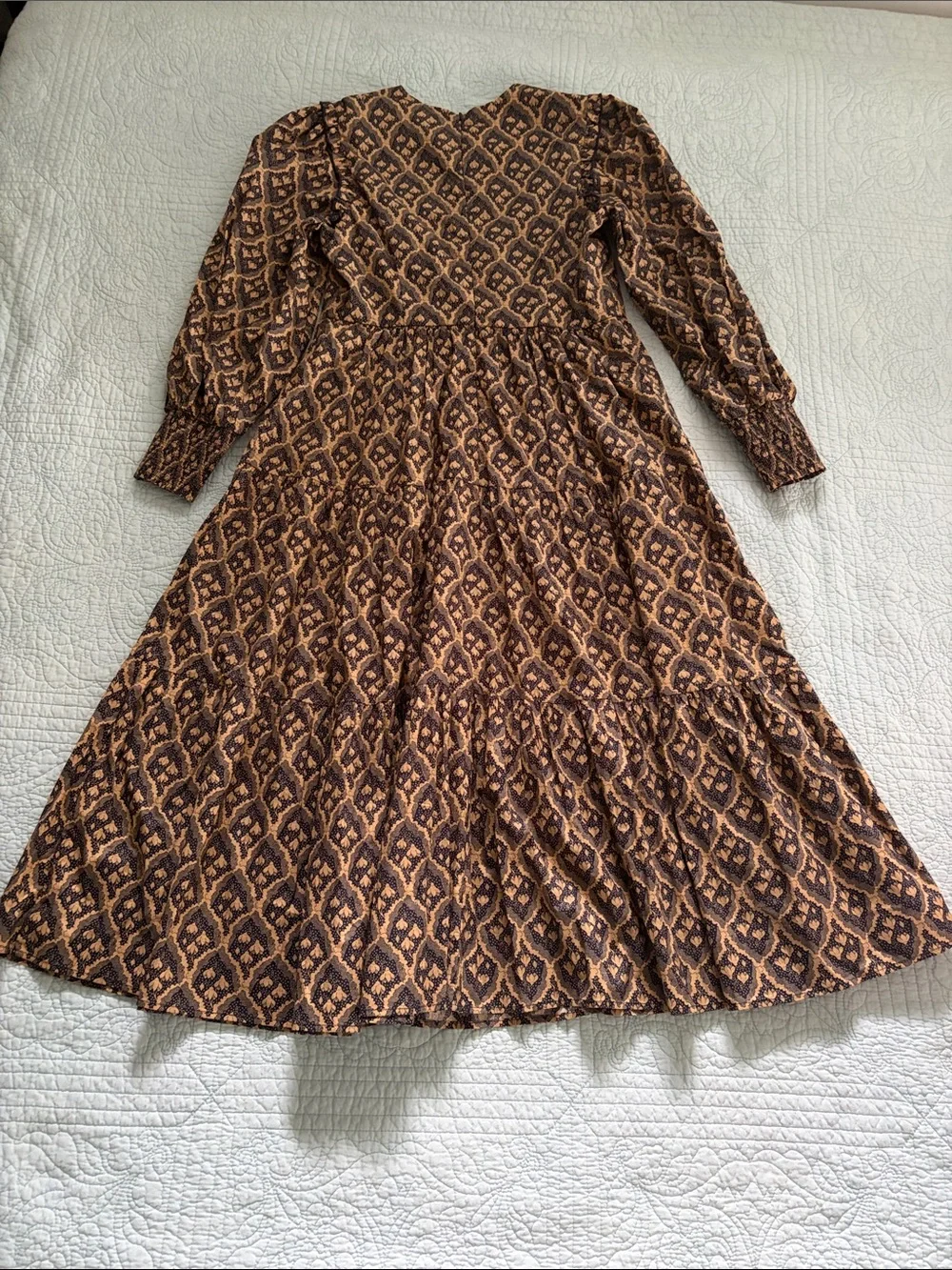 Hyacinth House Navy & Tan Floral Midi Dress - Picture 5 of 6